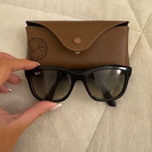 Ray-Ban Black Sunglasses with Tan Case